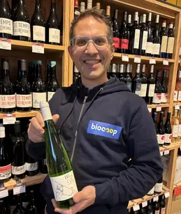 488-biocoop-rousset-sainte-victoire-magasin-bio-vins-equipe-sans-sulfites-local.webp